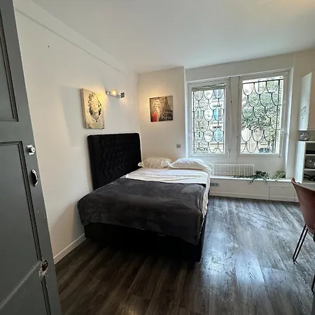 Beautiful Eiffel Tower Apartmán *