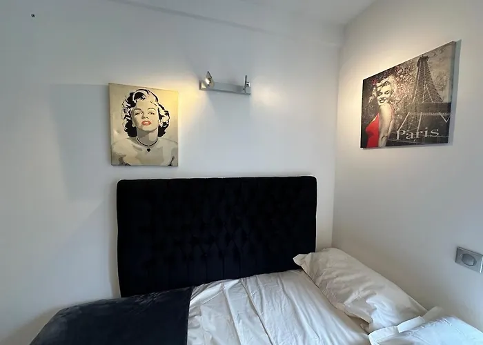 Apartament Beautiful Eiffel Tower Paryż